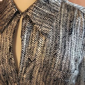 Boston Proper 👗 💯 % silk Dress